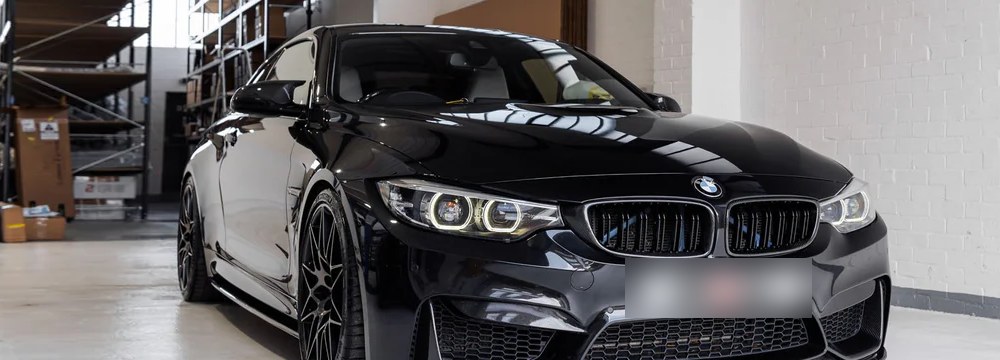 BMW M3 M4 F80 F82 F83 fitted with carbon fibre parts