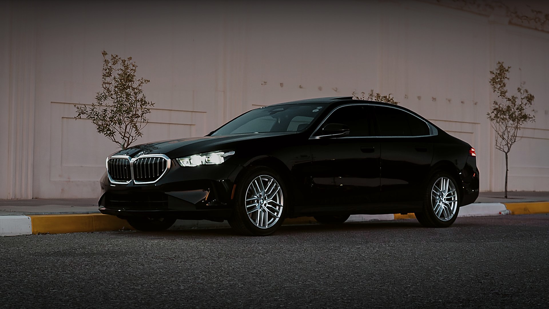 BMW 5 Series G60 G68 fitted with carbon fibre parts